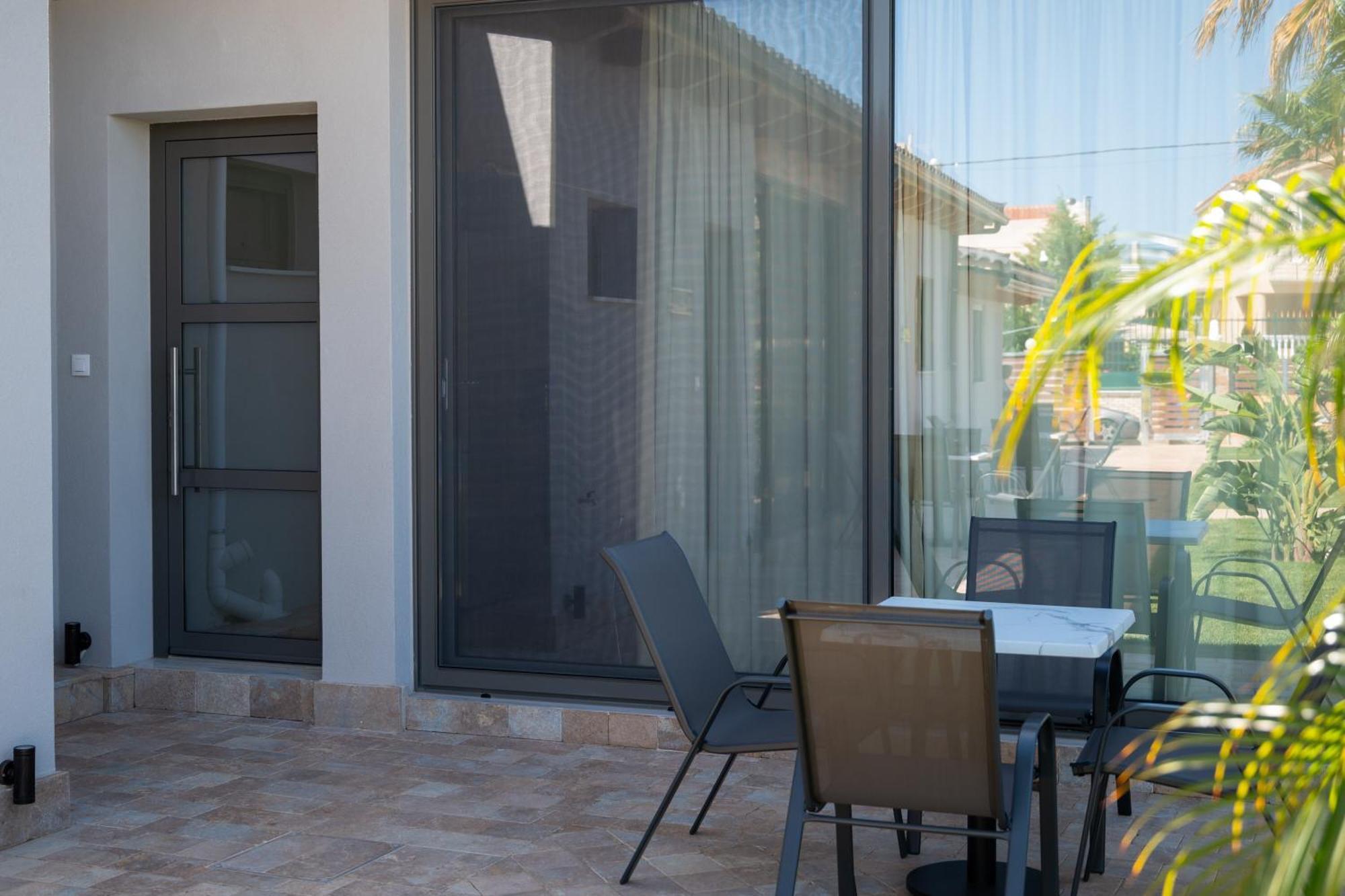 Paradise Apartments Artemida Exterior foto